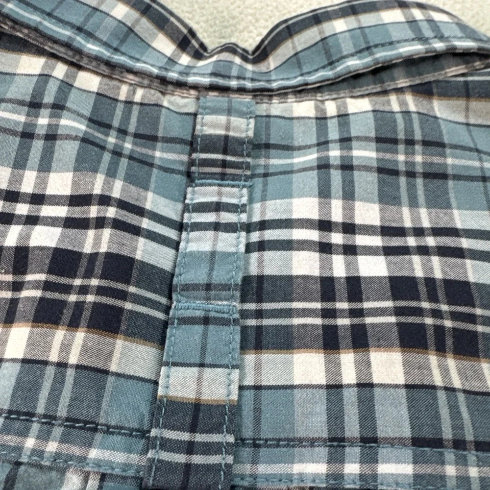 The North Face Mens Large Shirt Short Sleeve Plaid  Blue White Black
